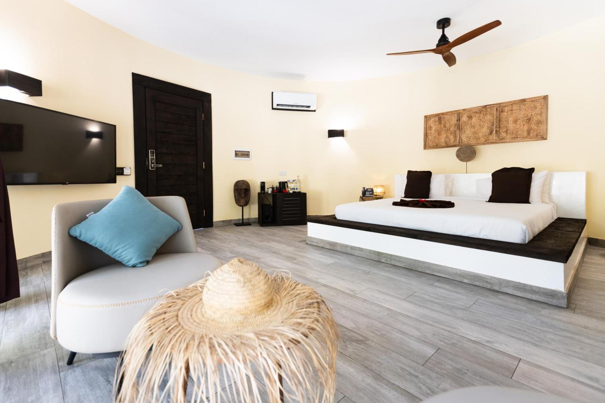 Blue Moon Resort Jambiani  Exterior photo